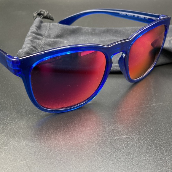 24HR DROP❗️Puma Summer Mirrored Sunglasses - Picture 4 of 11